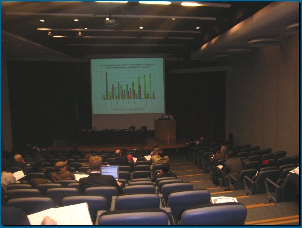 602x451 pixels (85K)